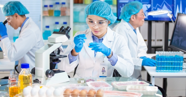 שיתוף פעולה עם תזונאים ומדענים